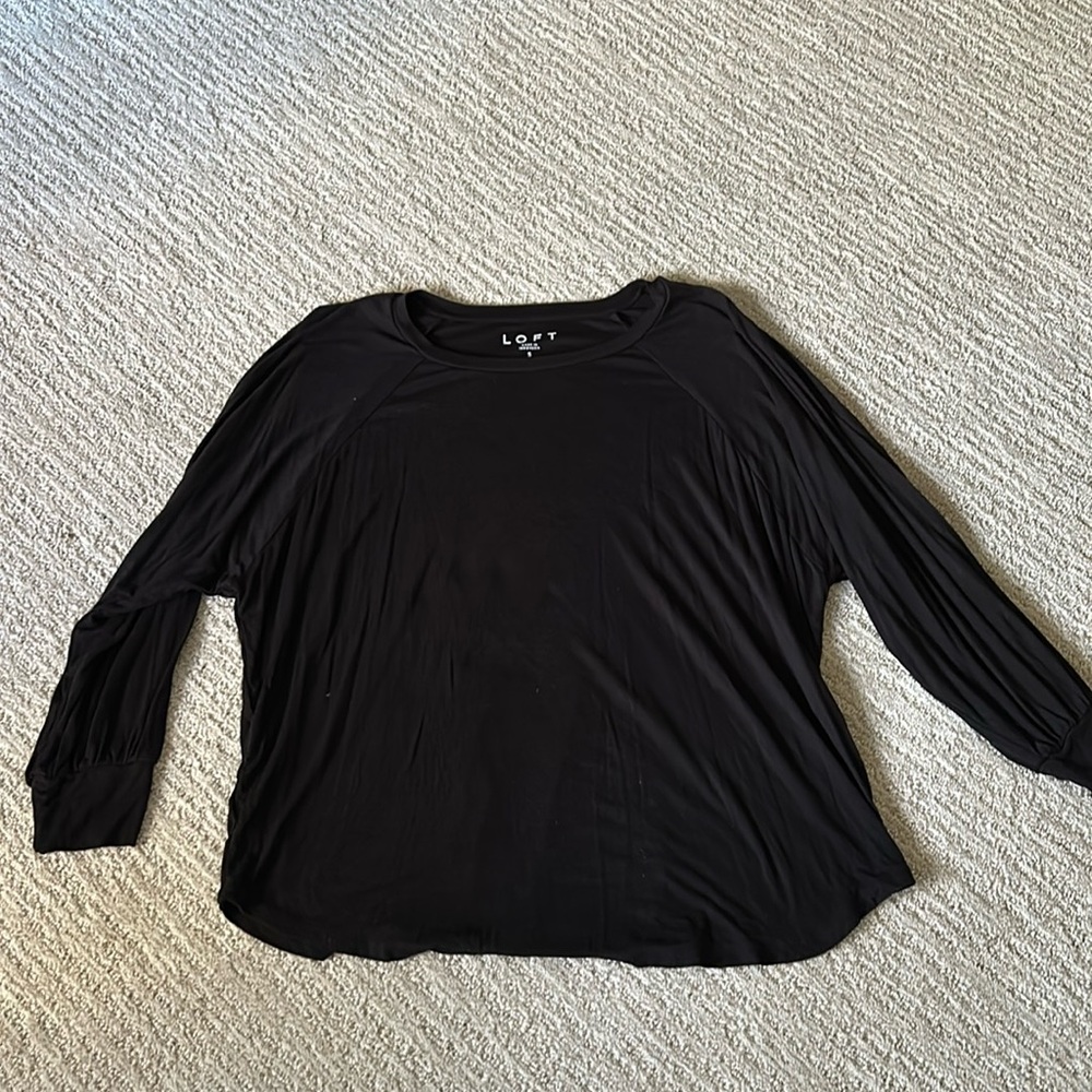 Black dolman long sleeve tee